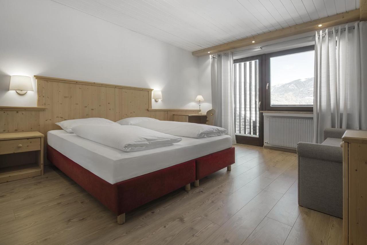 Hotel Krondlhof Brunico Bagian luar foto