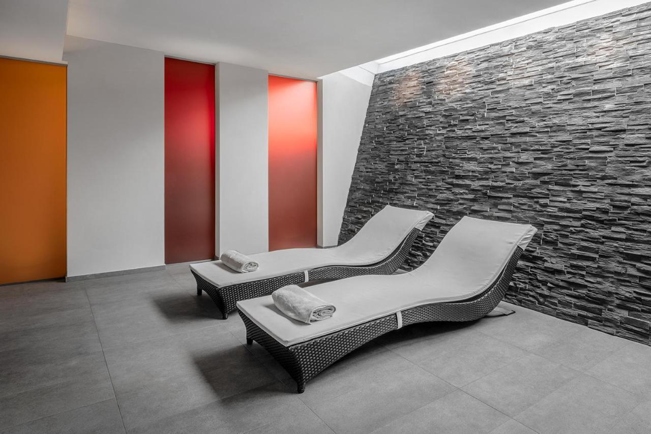 Hotel Krondlhof Brunico Bagian luar foto