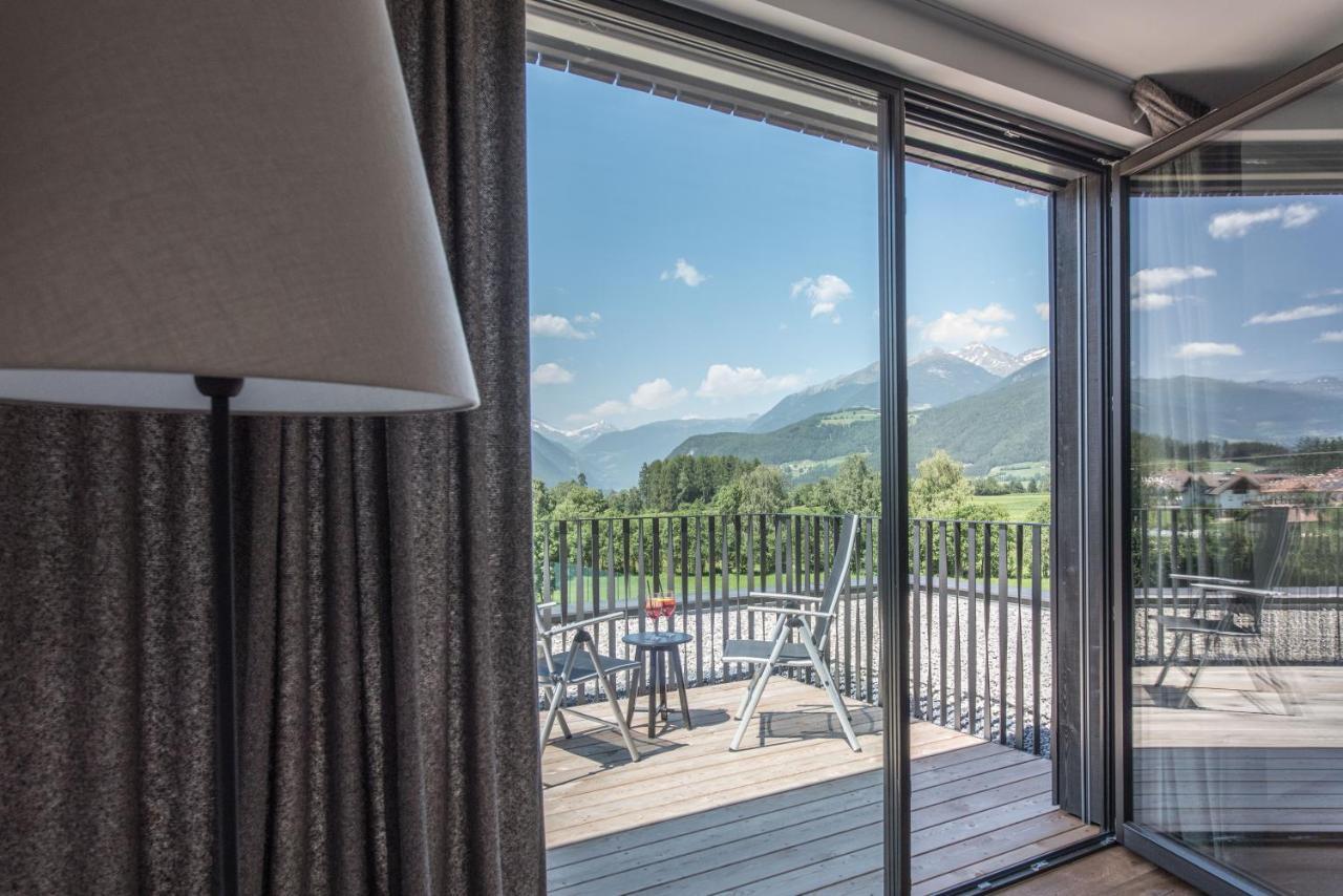 Hotel Krondlhof Brunico Bagian luar foto