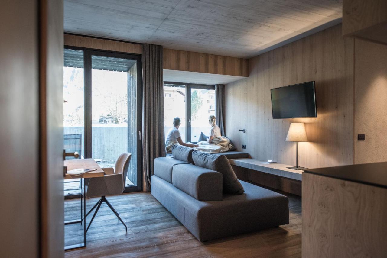 Hotel Krondlhof Brunico Bagian luar foto