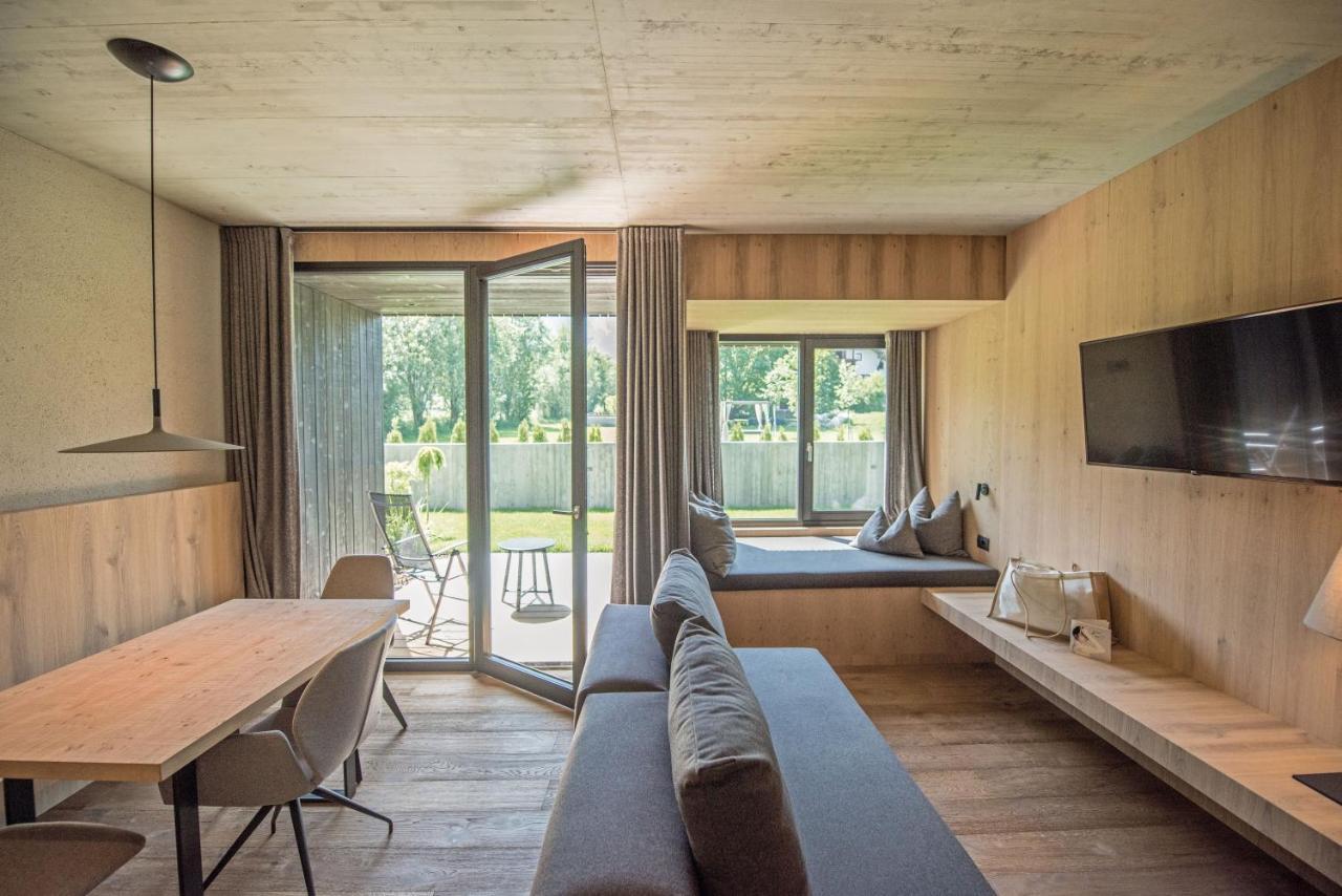 Hotel Krondlhof Brunico Bagian luar foto